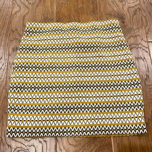 Yellow design mini skirt